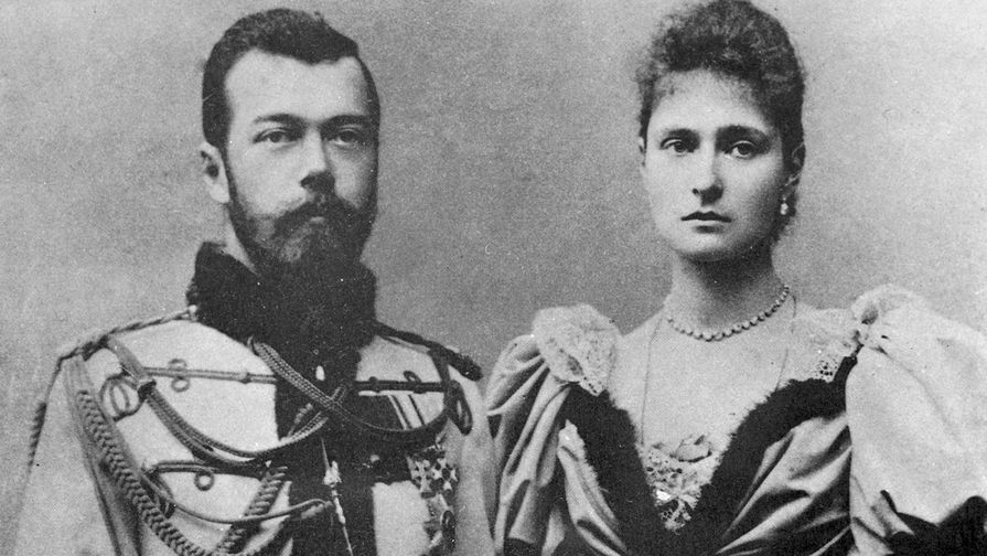 Великий князь цесаревич Николай II с невестой Алисой Гессенской - будущей супругой Александрой Федоровной, Германия, 1894 год