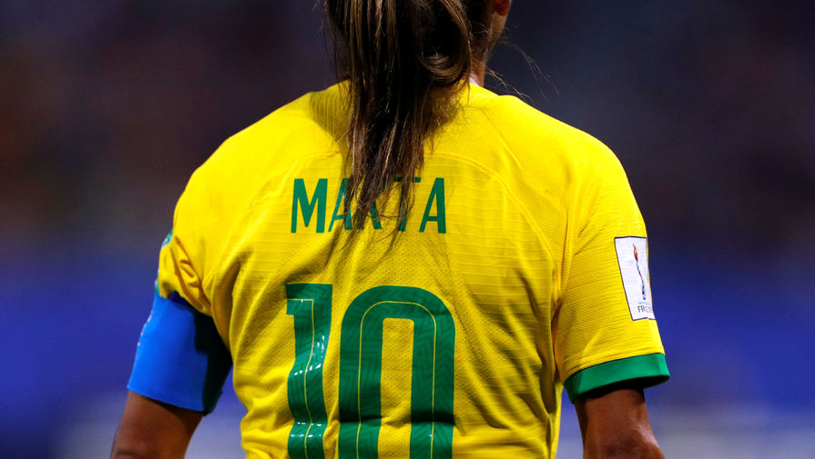 Нападающий женской сборной Бразилии по футболу Марта