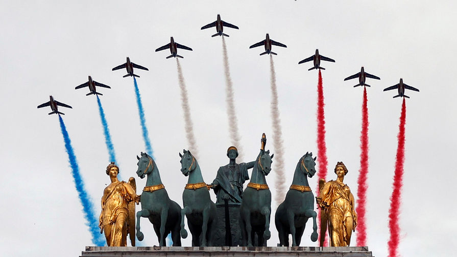 Во время празднования Дня взятия Бастилии в&nbsp;Париже, 14 июля 2020 года