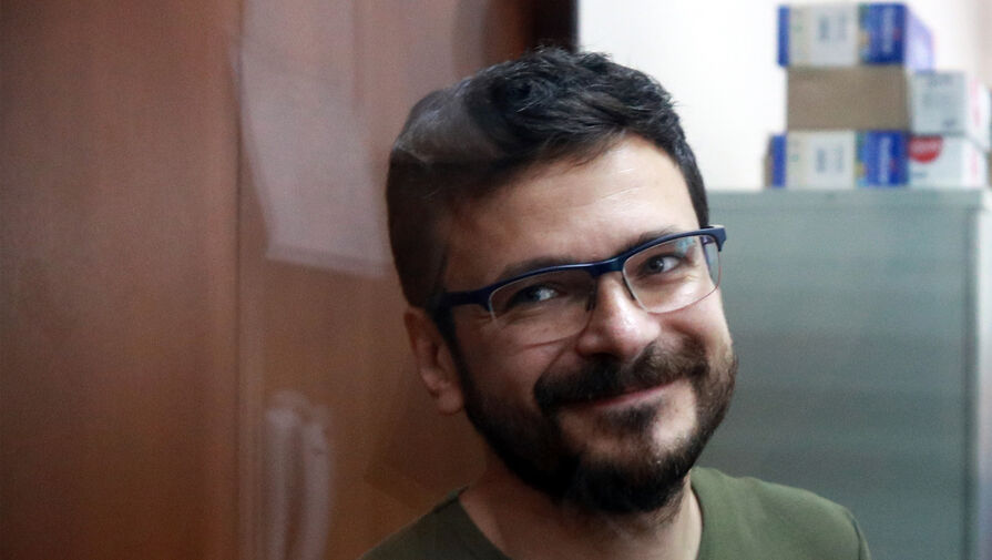 Басманный суд Москвы продлил арест экс-депутата Яшина* по делу о фейках