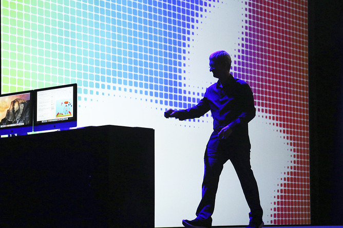 Тим Кук представляет новую операционную систему iOS X Yosemite