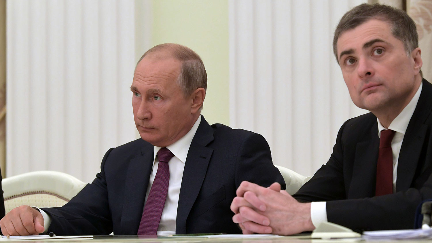 </p><br />
<p>Президент России Владимир Путин и помощник президента Владислав Сурков во время встречи с...</p><br />
<p>