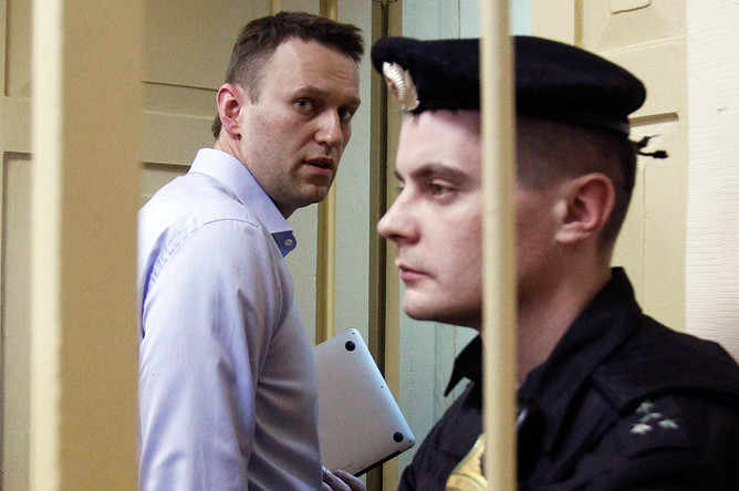 В Кирове продолжается судебный процесс над Алексеем Навальным