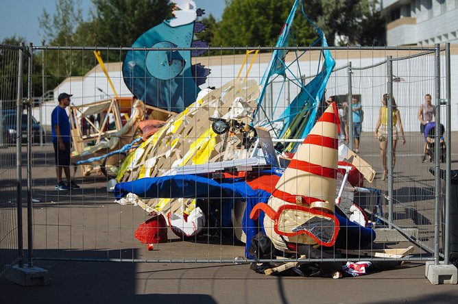 Чемпионат самодельных летательных аппаратов Red Bull Flugtag в Крылатском
