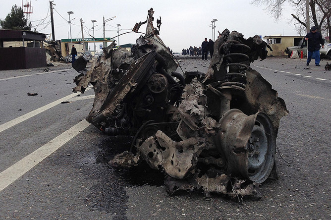На месте взрыва у поста ГИБДД в Дагестане