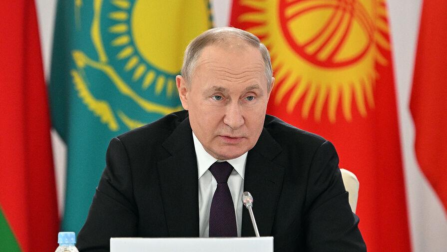 Путин заявил о готовности России безвозмездно поставлять зерно беднейшим странам