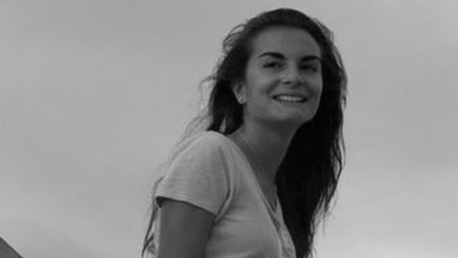 Туристка погибла во Франции после того, как на нее упала ставня со второго этажа
