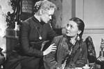 Нина Гребешкова (слева) а кадре из фильма «Ботагоз», 1958 год