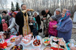 Освящение пасхальных яств в Великую субботу в Челябинске