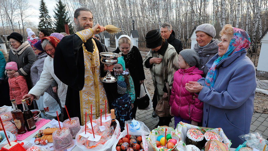 Освящение пасхальных яств в&nbsp;Великую субботу в&nbsp;Челябинске