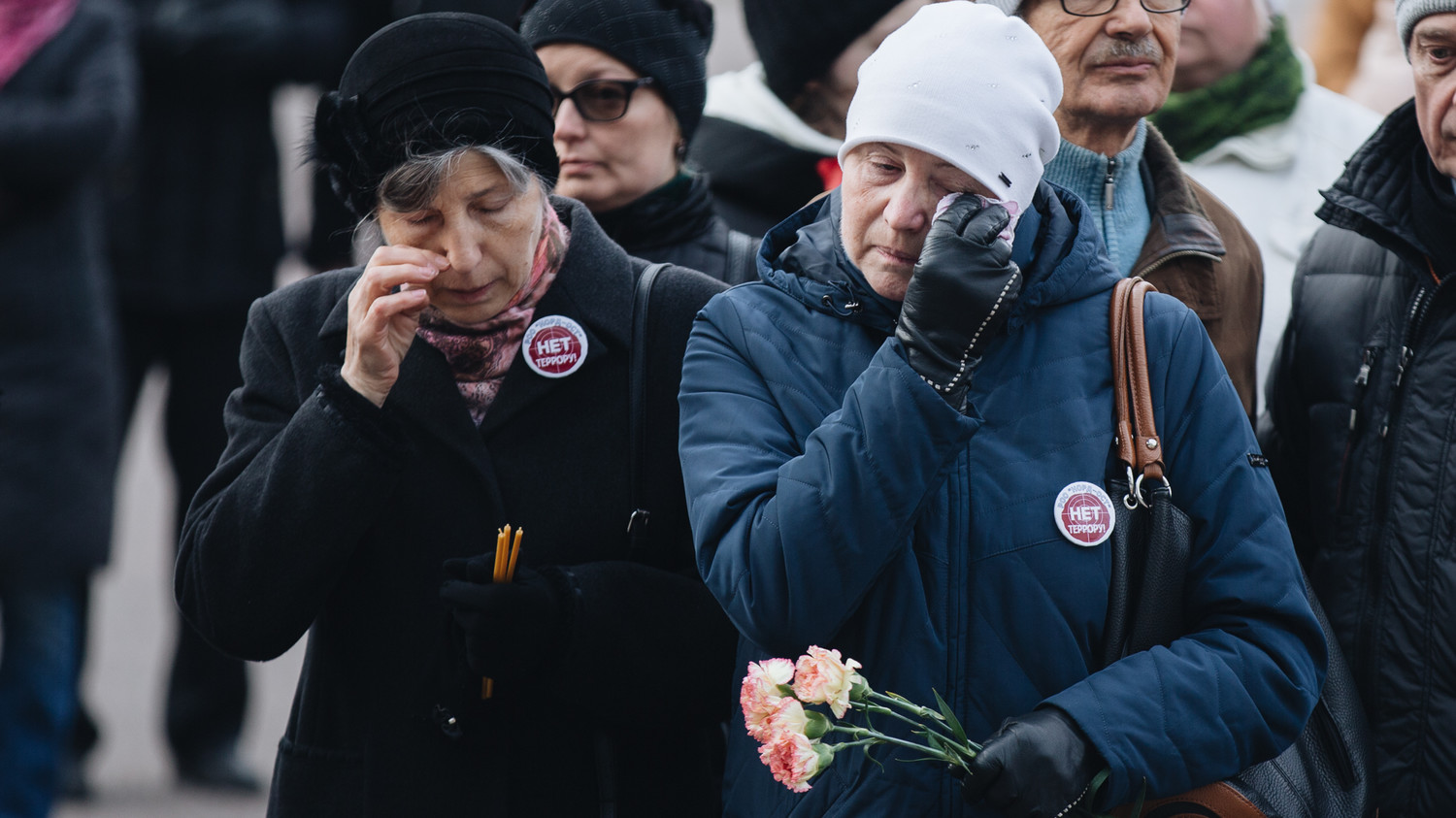 Памятные мероприятия около Театрального центра на Дубровке, 26 октября 2017 года