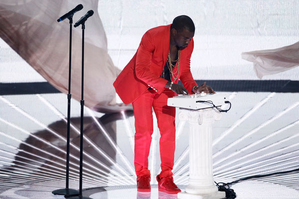 Канье Уэст на премии MTV Video Music Awards 2010 год