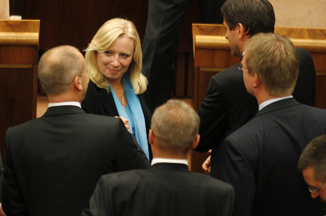 Парламентарии Словакии не поддались на уговоры премьер-министра Иветы Радичовой