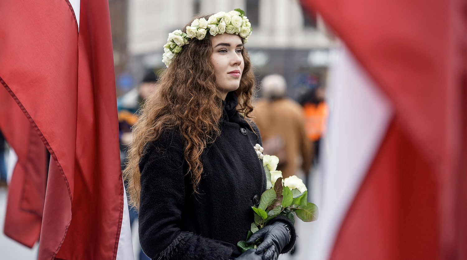 Жители на акции протеста во время марша легионеров Waffen SS в Риге, 16 марта 2019 года
