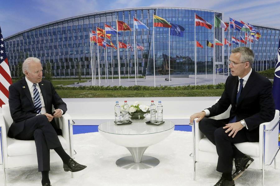Президент США Джо Байден и генеральный секретарь НАТО Йенс Столтенберг