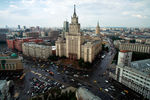 Высотное здание на площади Красных Ворот в Москве