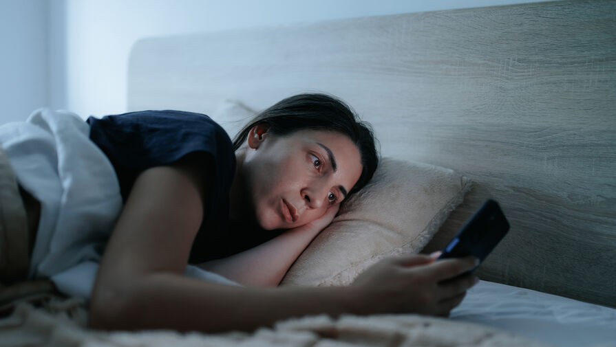 Врач объяснил, как бессонница запускает цепочку гормональных сбоев в организме