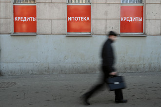 В качестве популистской, но полезной меры можно было бы давно принять закон о гуманном отношении к заемщикам