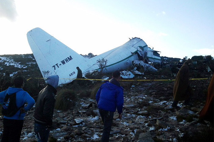 На&nbsp;месте крушения самолета С-130 «Геркулес» на&nbsp;востоке Алжира