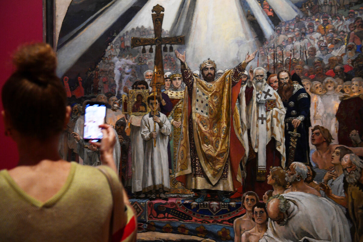 Почему Владимир святой выбрал восточное христианство?