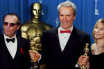 Джек Николсон, Клинт Иствуд и Барбра Стрейзанд во время вручения премий «Оскар» за фильм Иствуда «Непрощенный», 1993 год