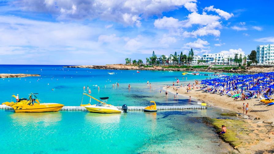 Кипр ввел обязательные ПЦР-тесты даже для привитых туристов
