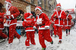 Забег Санта-Клаусов в Будапеште
