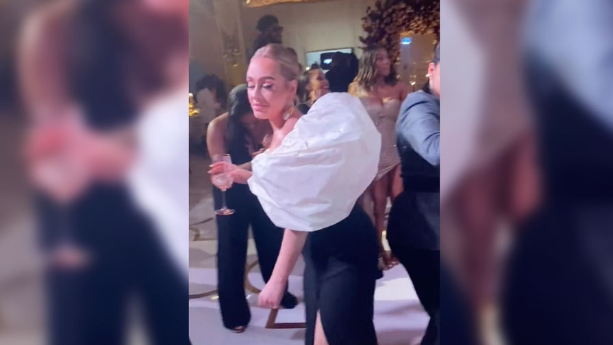 Босая Адель станцевала тверк и попала на видео