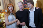 Актер Владимир Коренев с дочерью Ириной и внуком Егором, 2010 год 