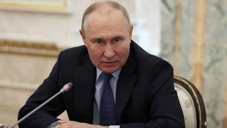 Путин поздравил граждан с Днем воссоединения новых регионов с Россией