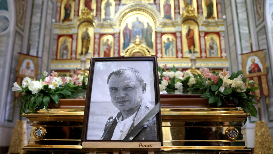 Церемония прощания с замглавы Херсонской области Стремоусовым началась в Симферополе