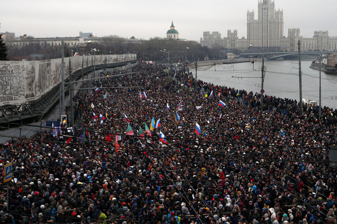 Марш памяти Бориса Немцова после убийства политика в центре Москвы, 1 марта 2015 года