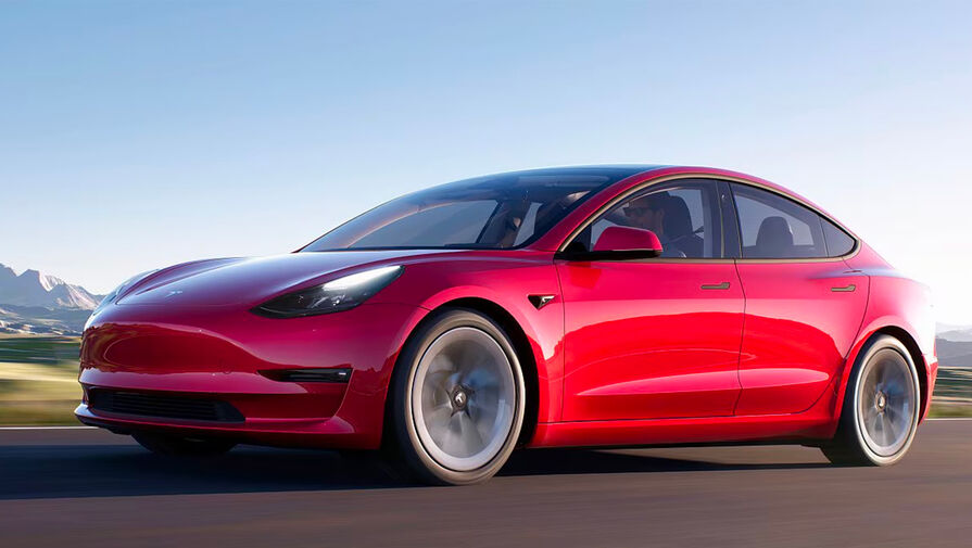В Китае начались продажи обновленного седана Tesla Model 3