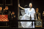 Репетиция представления по роману Александра Дюма-сына «Дама с камелиями» в тайваньском Тайбэе, 2011 год
