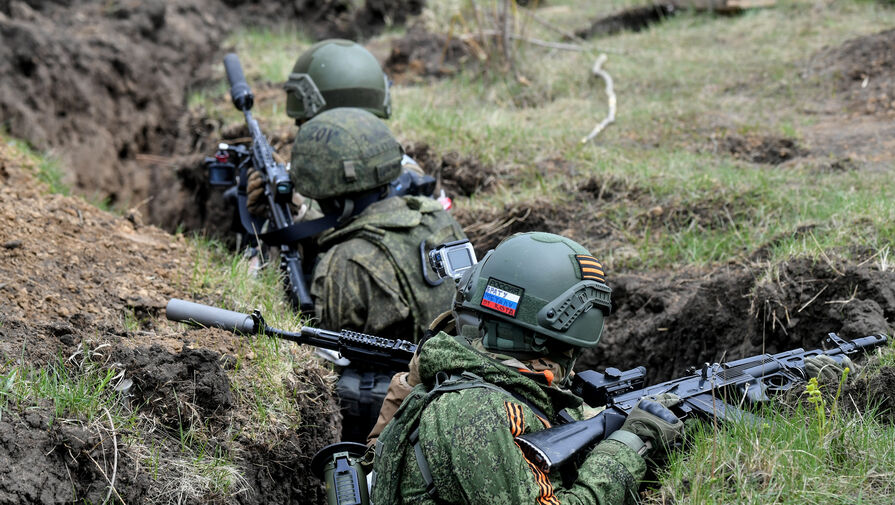 Минобороны РФ опровергло заявления о прорыве обороны на различных участках