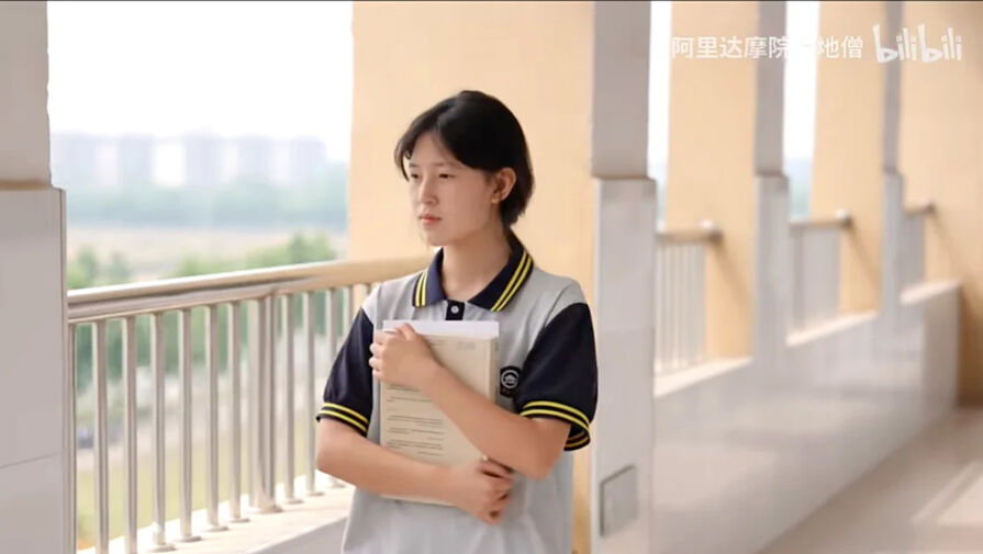 Китаянка заняла высокое место на престижном математическом конкурсе и вызвала скандал