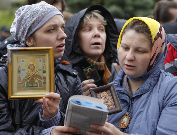Православные активисты у&nbsp;здания Мосгорсуда.
