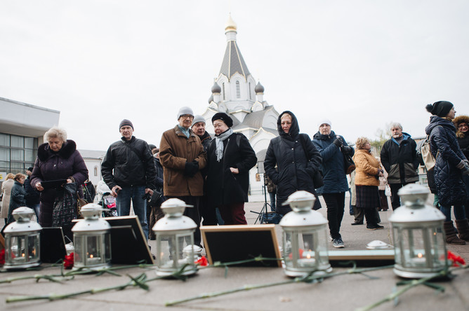Памятные мероприятия около Театрального центра на Дубровке, 26 октября 2017 года