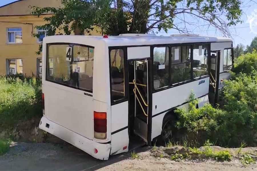 Последствия ДТП с&nbsp;автобусом в&nbsp;городе Лесном Свердловской области, 10 июня 2021 года