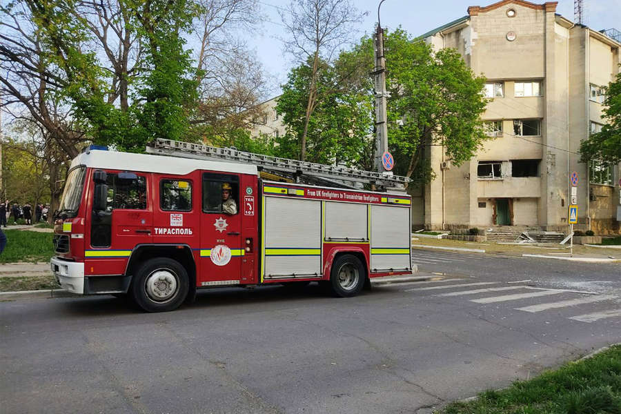 Последствия обстрела здания Министерства госбезопасности Приднестровья в Тирасполе, 25 апреля 2022 года