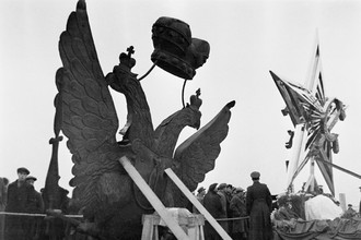 Россия все ищет свой особый путь