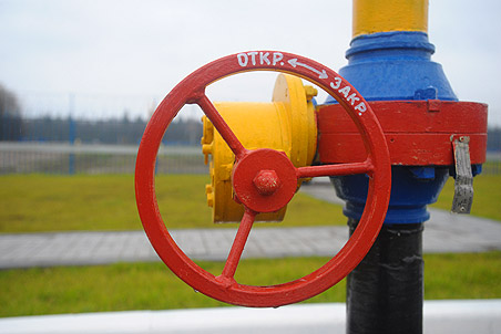Контракт «Роснефти» на поставку газа для «Интер РАО» обвалил котировки акций «Новатэка»