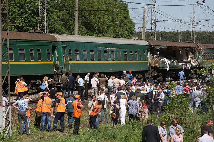 На&nbsp;месте столкновения пассажирского и грузового поездов на&nbsp;железнодорожном перегоне между&nbsp;Наро-Фоминском и Бекасово в&nbsp;районе Московской области