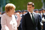 Канцлер ФРГ Ангела Меркель и президент Украины Владимир Зеленский во время встречи в Берлине, 18 июня 2019 года
