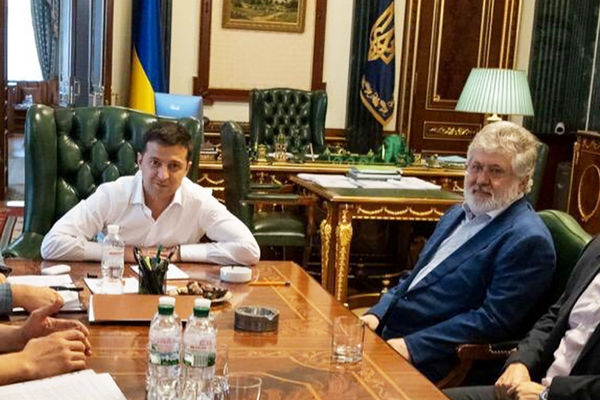 Ucrania espera fase activa de enfrentamiento entre Zelensky y oligarcas - Gazeta.Ru