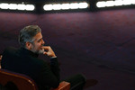 Джорджу Клуни достались благодарности от Бена Аффлека – за продюсерскую работу в производстве «Операции «Арго»