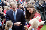 Принц Уильям и Кейт Миддлтон посещают вновь открывшийся Макрости парк в Шотландии, 29 мая 2014 года