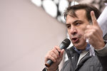 Бывший президент Грузии, экс-губернатор Одесской области Михаил Саакашвили выступает на вече у здания Верховной рады в Киеве, 29 октября 2017