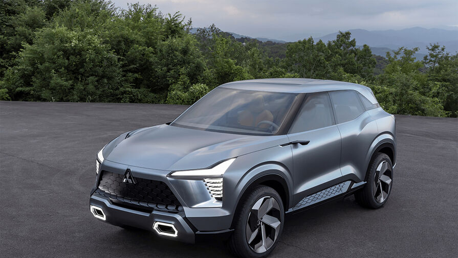 Mitsubishi представила предсерийный кроссовер XFC на автосалоне во Вьетнаме
