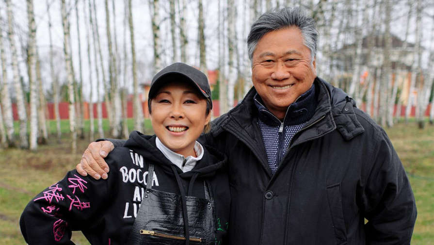 Анита Цой заявила, что ей пришлось заключить брачный договор после 25 лет жизни с мужем